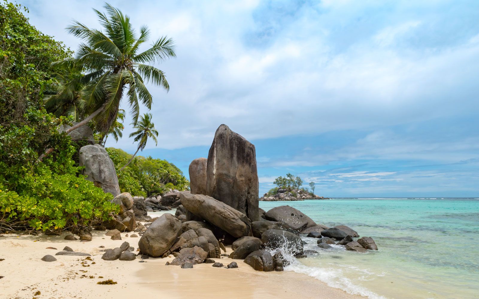 Victoria, Eden, Takamaka i Anse Royale